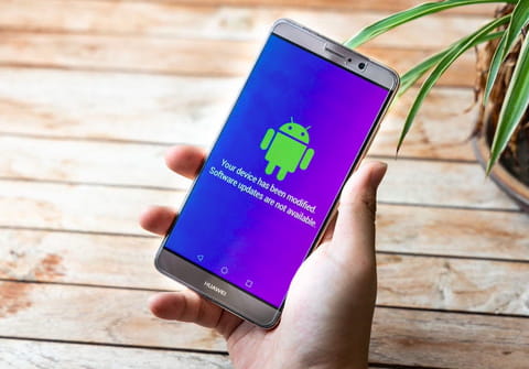 Android is starting optimising app 1&nbsp;of 1: how to fix