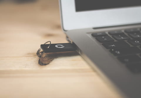 What to do if you can't see files and folders on your USB