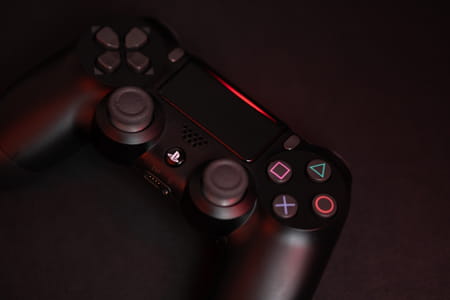 Cuántos puertos USB tiene la Playstation 4