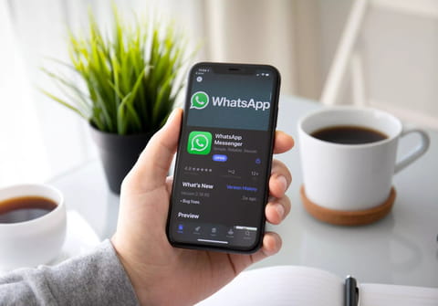 C&oacute;mo poner el modo oscuro o cambiar el fondo en WhatsApp