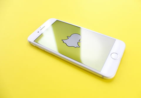 Calling features on Snapchat: video and voice calls