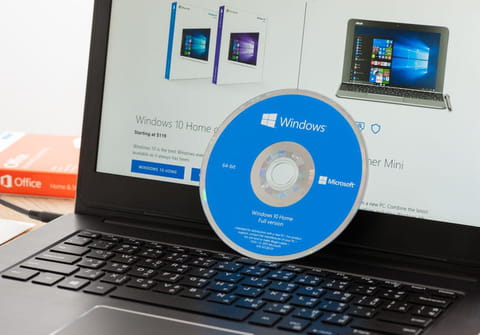 Reinstall Windows 10&nbsp;without losing data: via USB or ISO