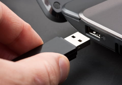 Formatear un USB en Windows: cmd, protegido contra escritura