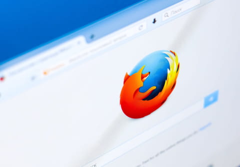 How to disable the Firefox default browser check?