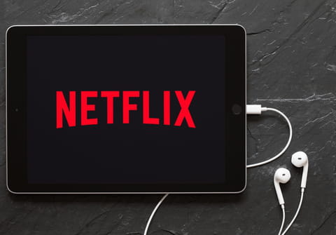 Descargar series y pel&iacute;culas en Netflix: c&oacute;mo verlas offline